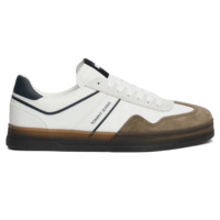 TOMMY HILFIGER...