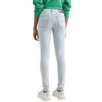TOMMY HILFIGER... 2